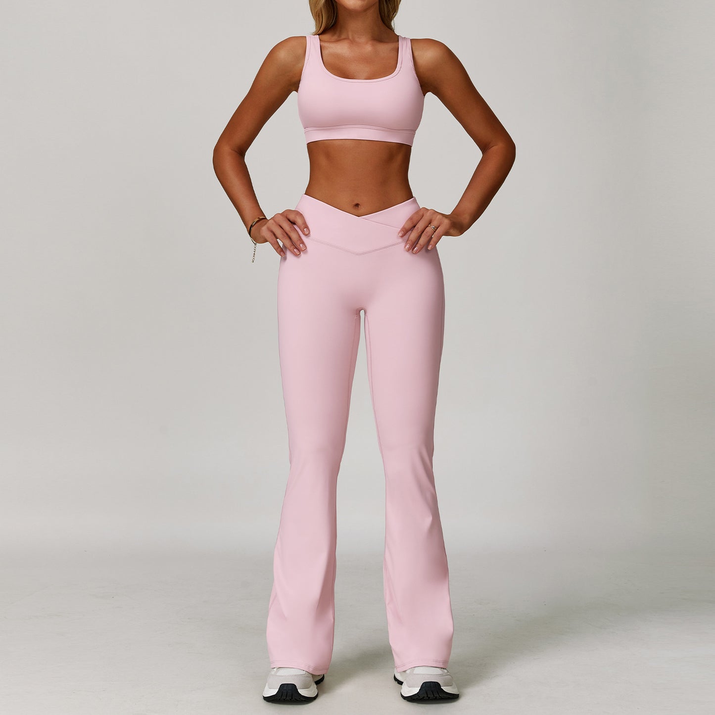 Dare To Show Off This Cross-border Color-block Yoga Set With A Beautiful Back